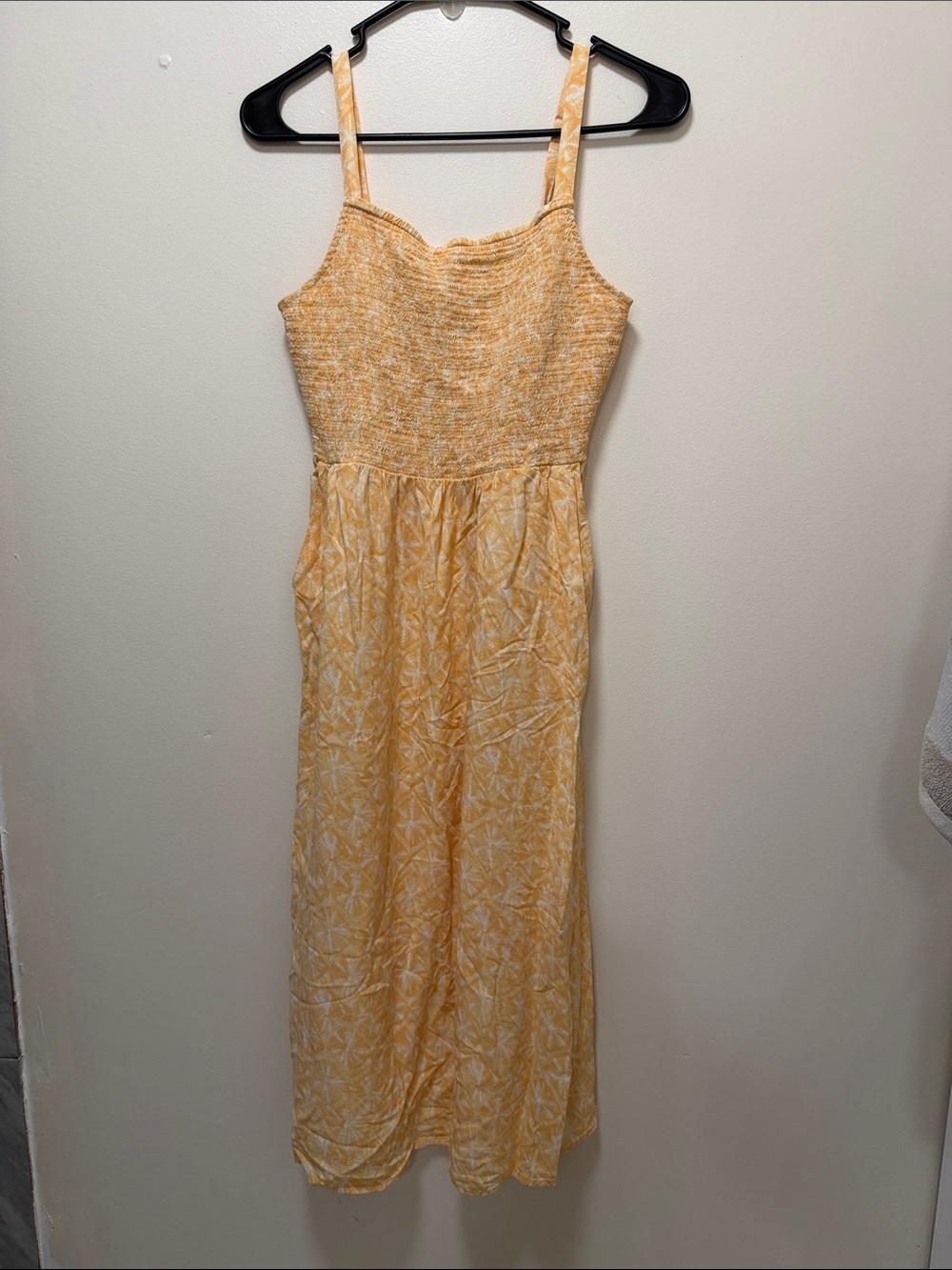 Old Navy Yellow Floral Smocked Midi Dress Size Small - Picture 2 of 10